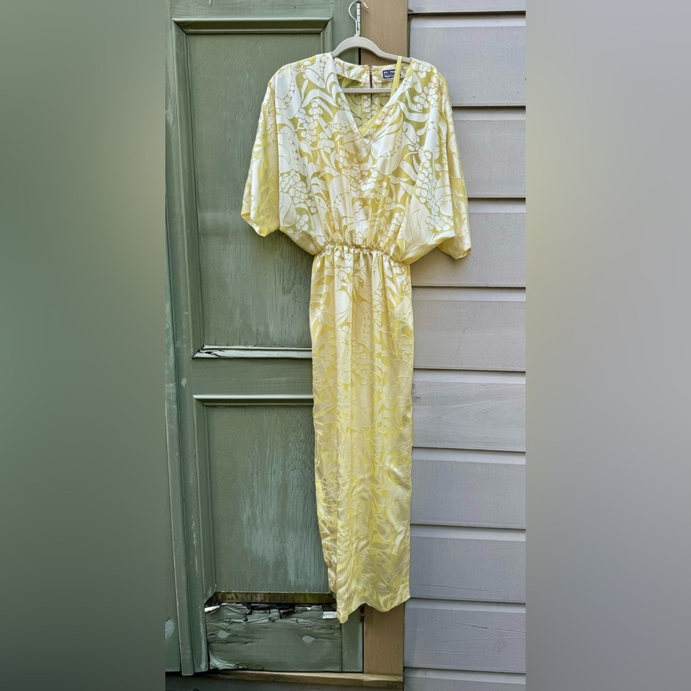 Elegant Yellow kimono Dress